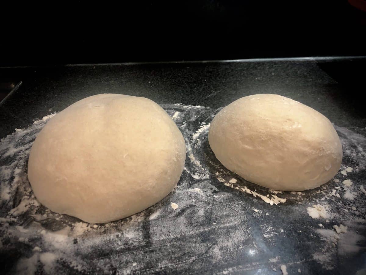 2 masas de pizza listas para hornear